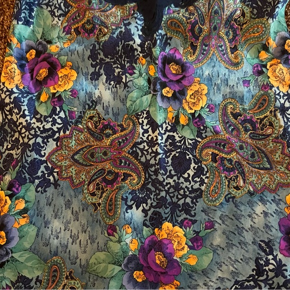 Vintage Victoria's Secret Gold Label Slip Dress
Nightgown - Picture 7 of 7